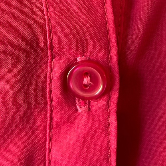 Sheer Grid Cutout Back Red Top - Picture 9 of 14